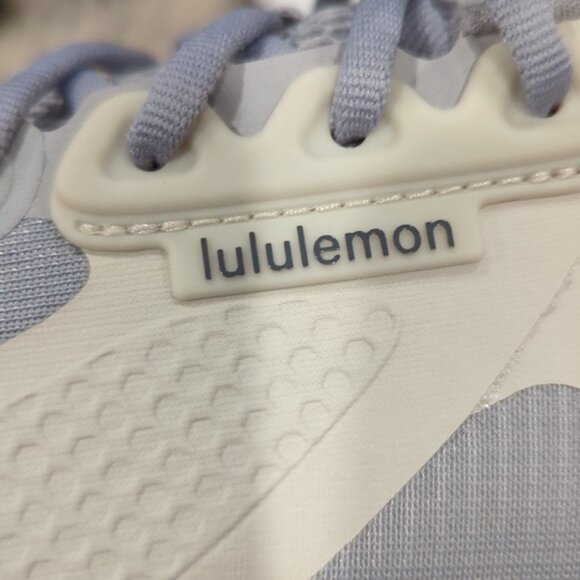 NWT Lululemon Blissfeel Trail Womens Running Shoe Silver Drop / Baked - Picture 15 of 15